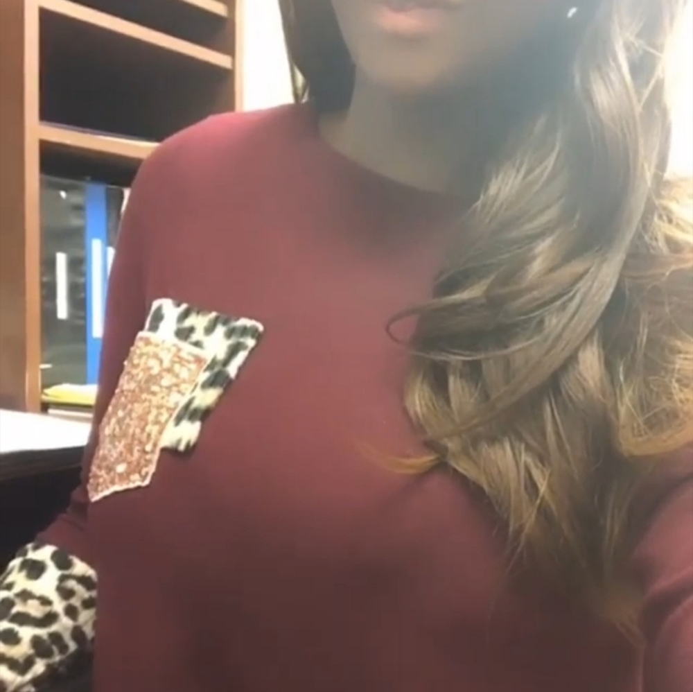 Leopard Layer Effect Top - Picture 3 of 3